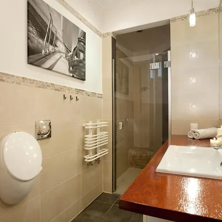 Elite Admiralski Przy Plazy