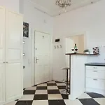 Elite Admiralski Przy Plazy Apartment *